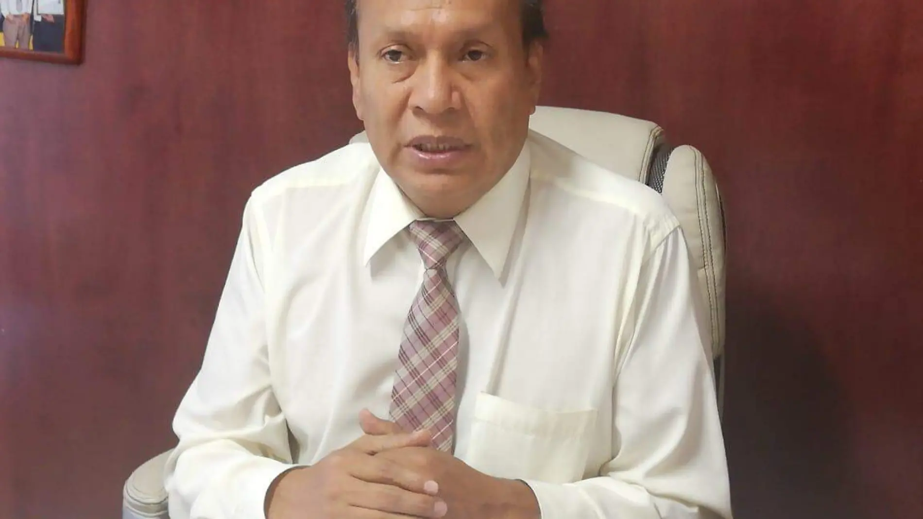 Efraín Torres Salazar Abogado